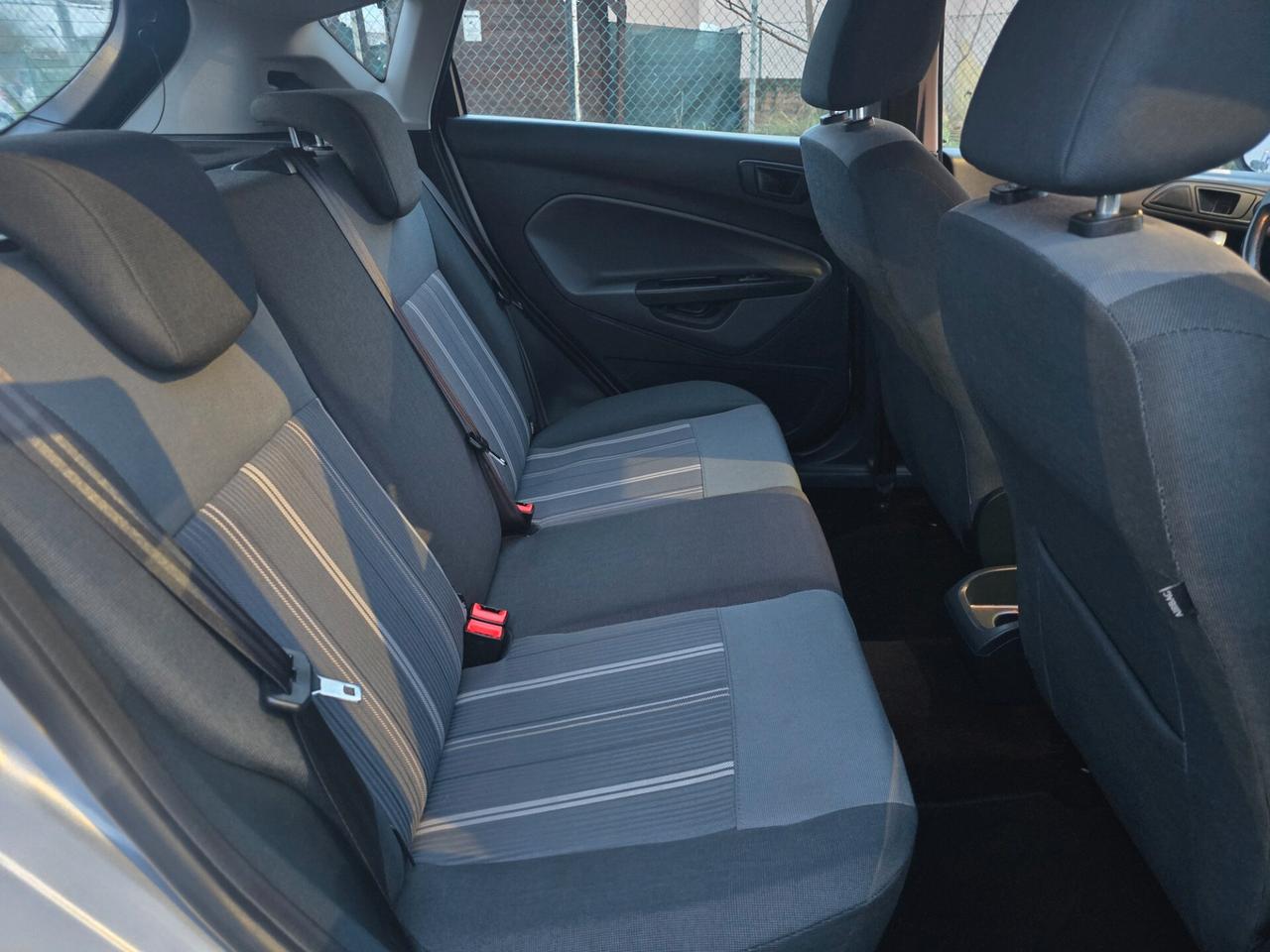 Ford Fiesta 1.2 Benzina con GARANZIA-NEOPATENTATI