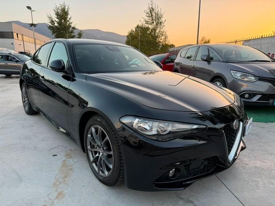 Alfa Romeo Giulia 2.2 T.D 180CV -SUPER- MANUALE