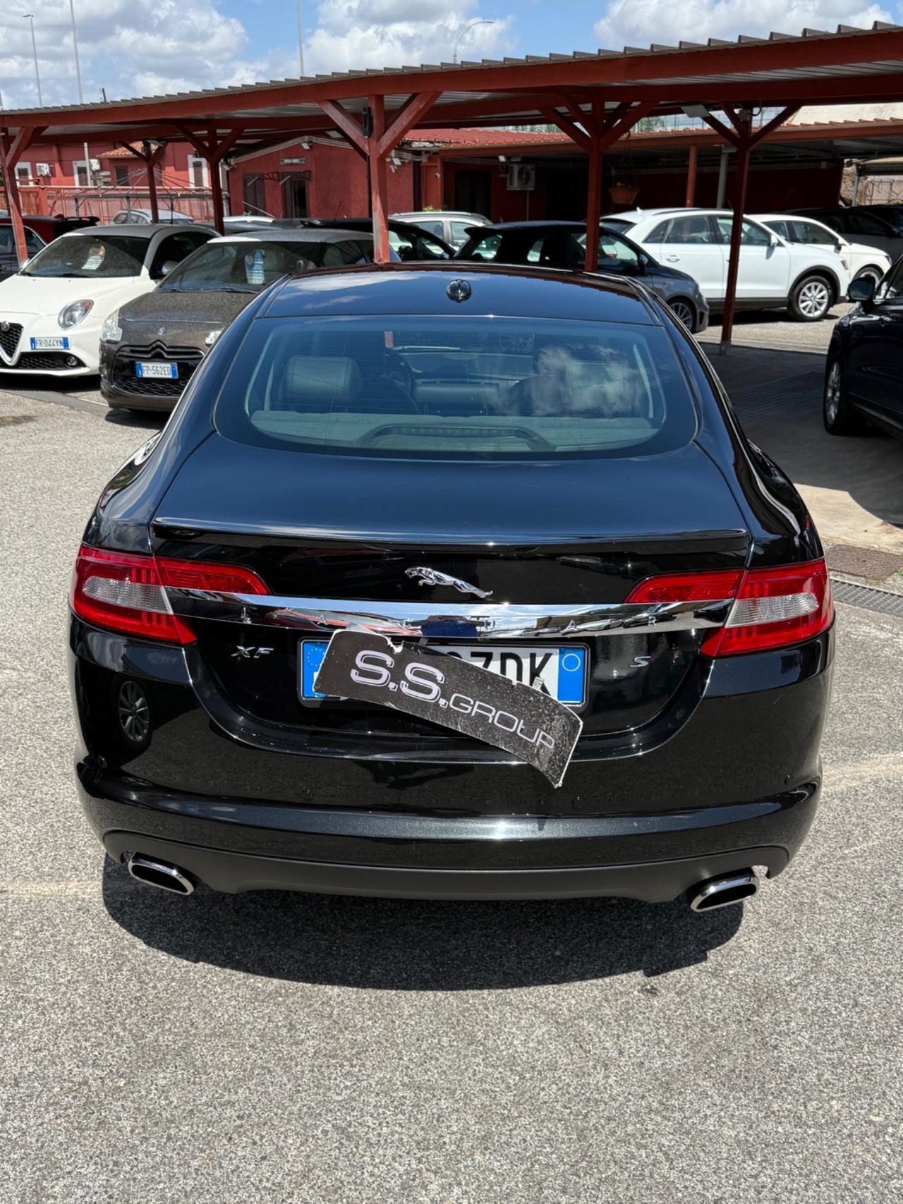 XF 3.0DS V6 Premium Luxury/R-SPORT/RATE/PERMUTE