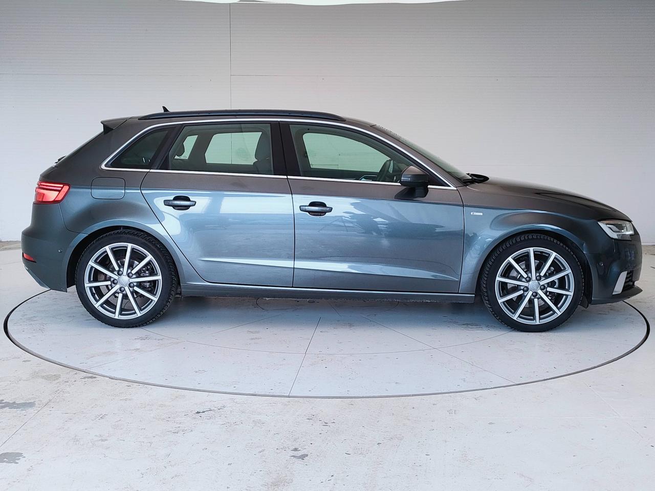 AUDI A3 III 2016 Sportback - A3 Sportback 35 2.0 tdi Sport 150cv s-tronic 7m