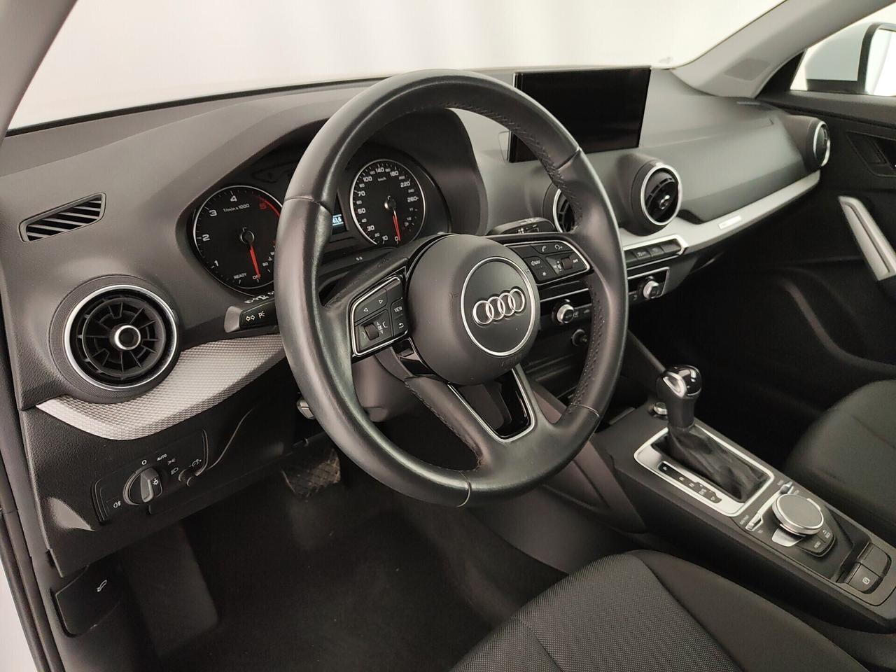 Audi Q2 35 TDI S tronic Business