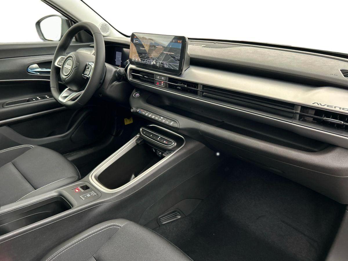 JEEP Avenger E-Hybrid Avenger Tech& Sky 1.2 110cv Dct Mhev
