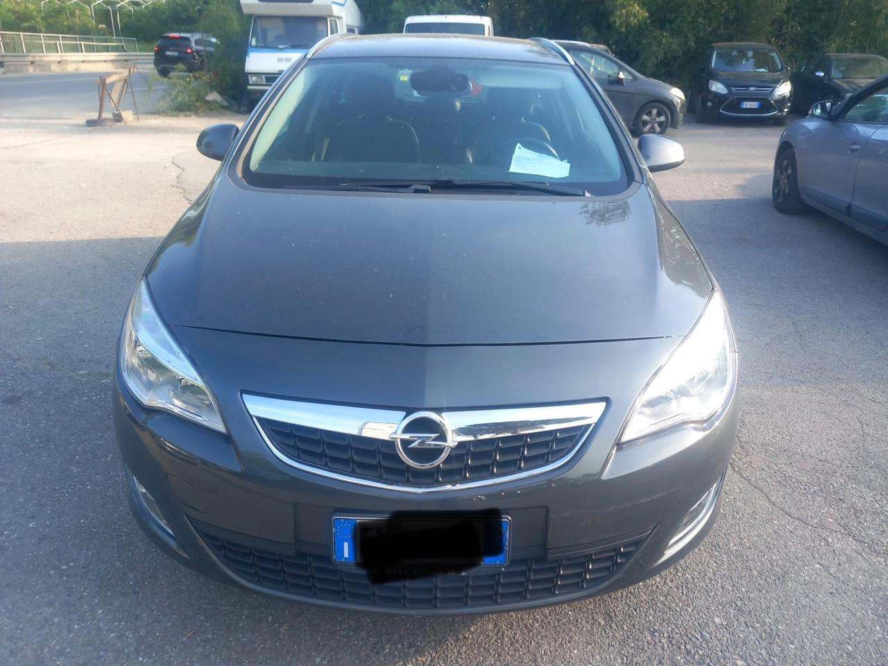 Opel Astra 1.7 CDTI 110CV Sports Tourer Cosmo