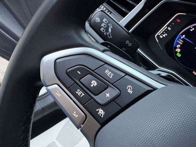 VOLKSWAGEN Taigo 1.0 TSI 116 CV DSG R-Line TETTO APR/PAN