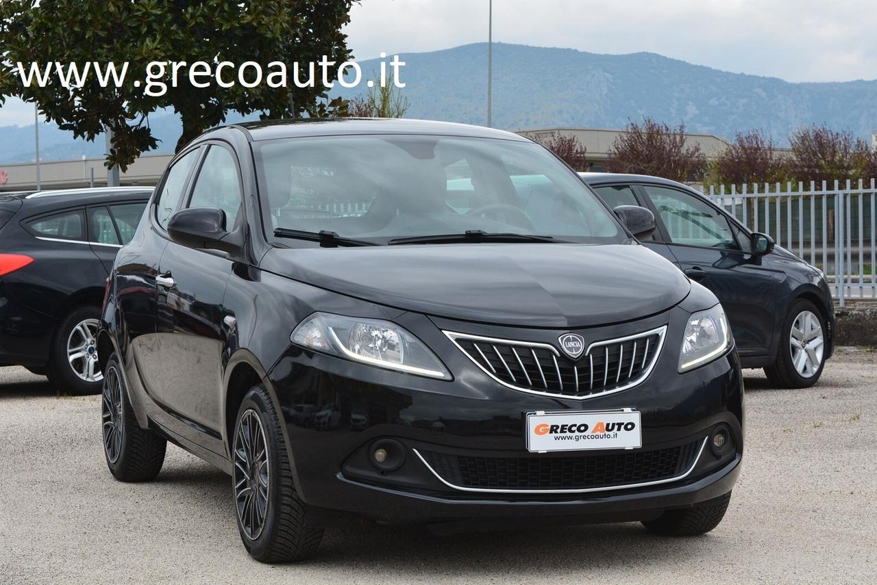 Lancia Ypsilon 1.0 FireFly 5 porte S&S Hybrid Ecochic Gold