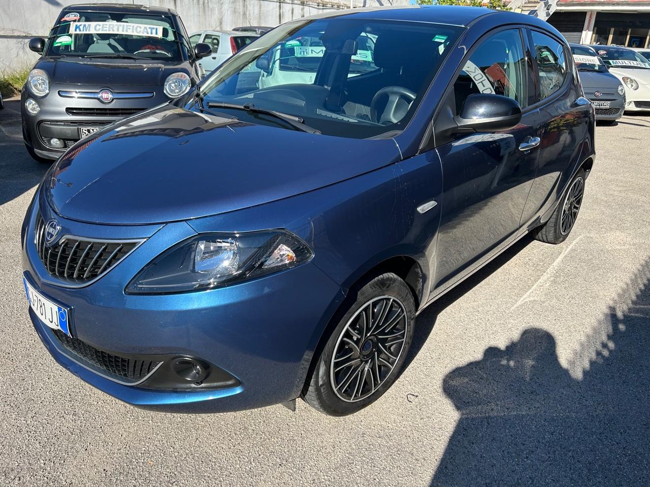 Lancia Ypsilon 1.0 FireFly 5 porte S&S Hybrid Ecochic Gold