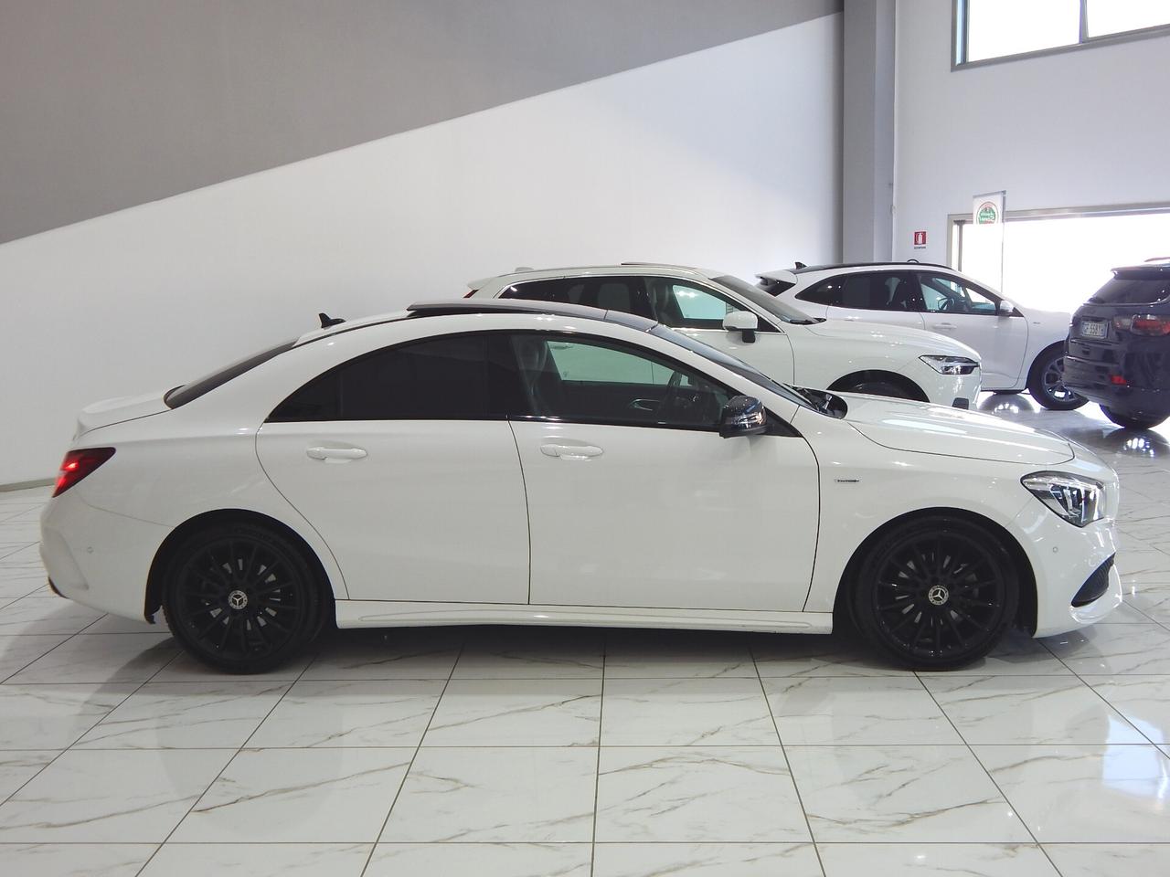 Mercedes-benz CLA 220 d Premium AMG 4matic Aut TETTO-NAVI-PELLE-PARK-LED