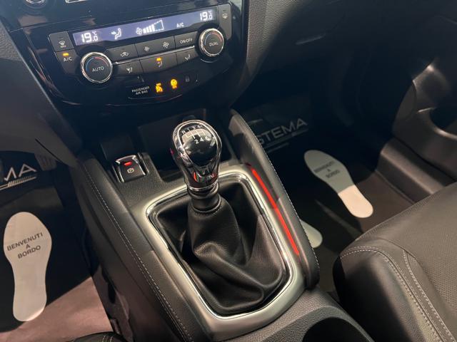 NISSAN Qashqai 1.6 dCi 4WD Black Edition - FULL OPTIONAL!