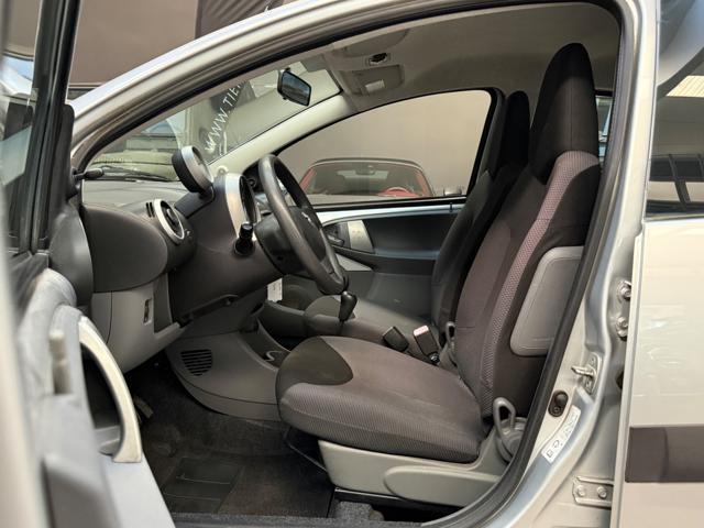 TOYOTA Aygo 1.0 12V VVT-i 5 porte Sol
