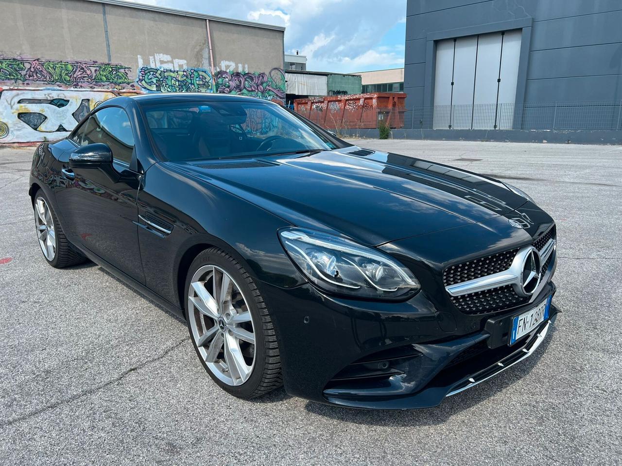 Mercedes-benz SLC 300 AMG line