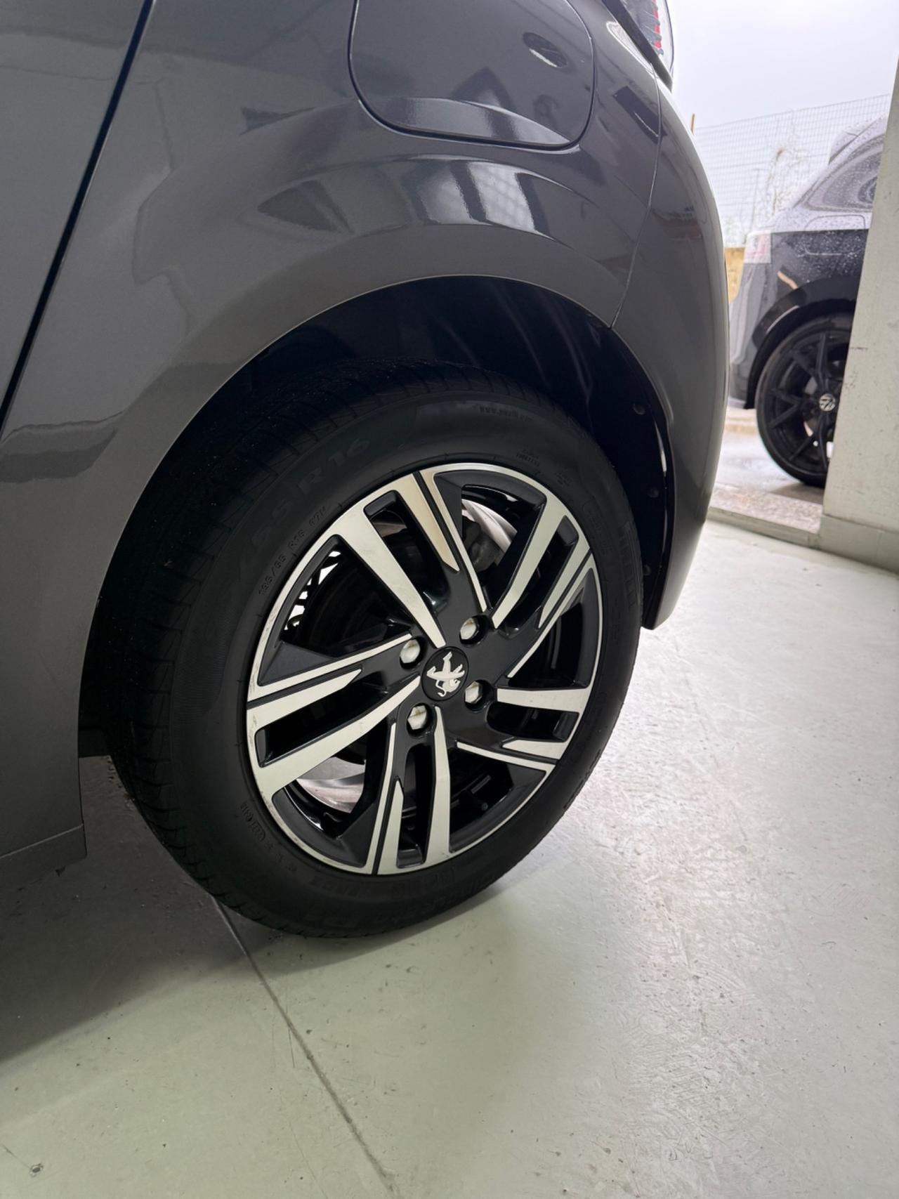 Peugeot 208 PureTech 100 Stop&Start EAT8 5 porte GT Line