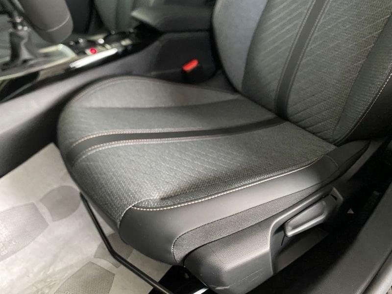 Peugeot 208 Allure PureTech 100 S&S