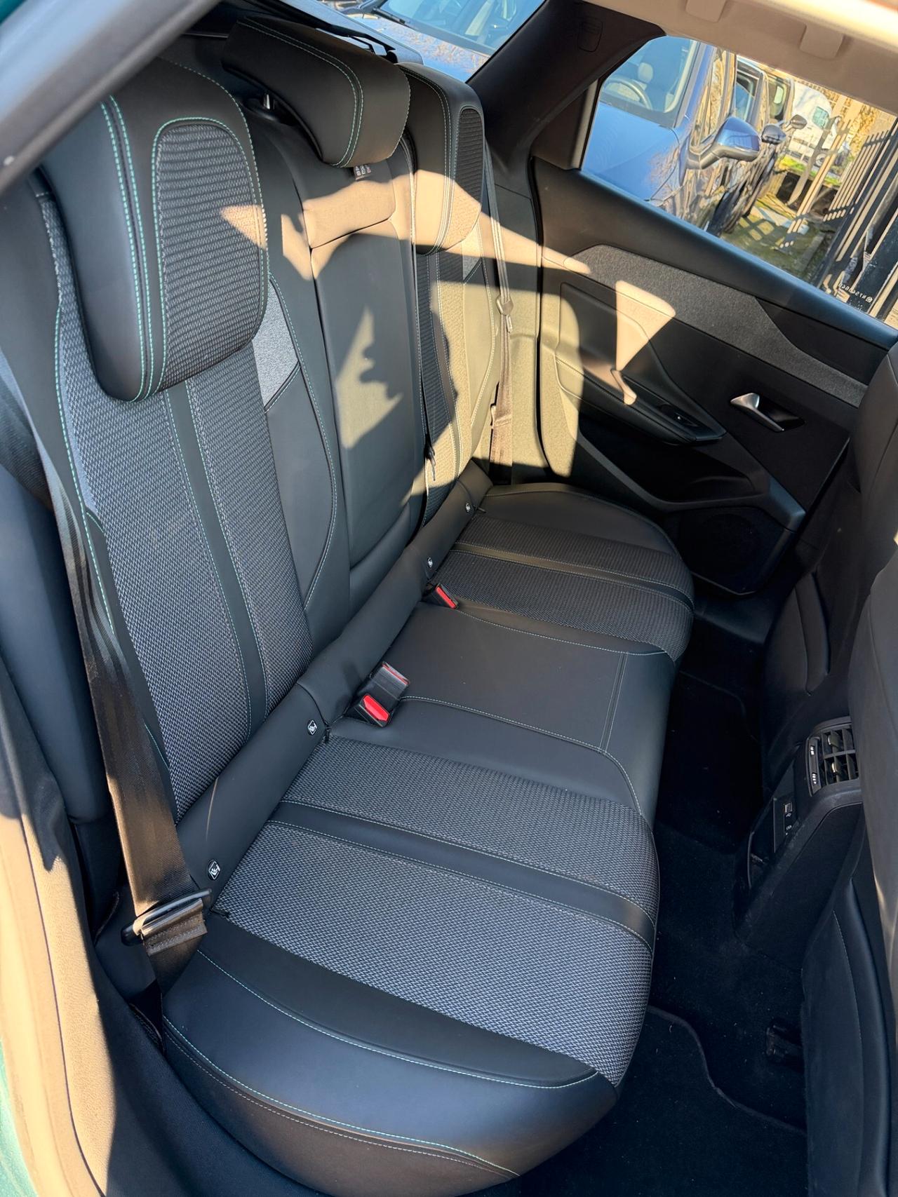 Peugeot 308 BlueHDi 130 S&S EAT8 SW Allure Pack