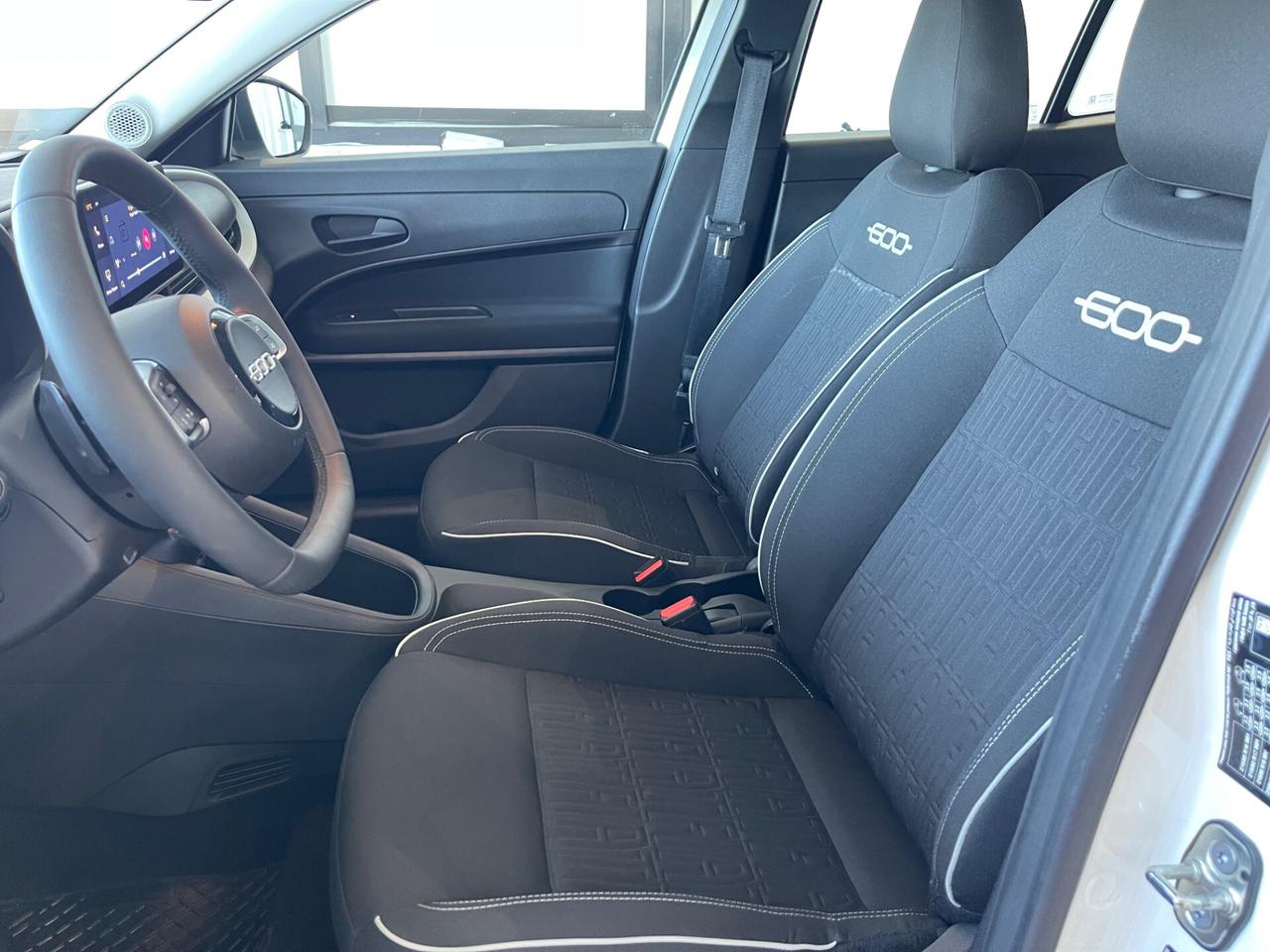 Fiat 600 Hybrid 100 CV DCT MHEV NO VINCOLO DI FINANZIAMENTO