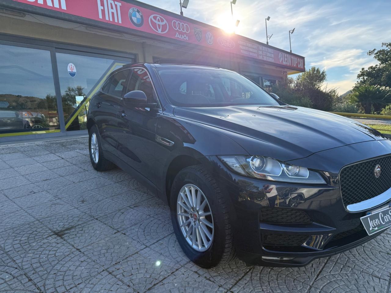 Jaguar F-Pace 2.0 D 180 CV accetto permute e finanziamenti
