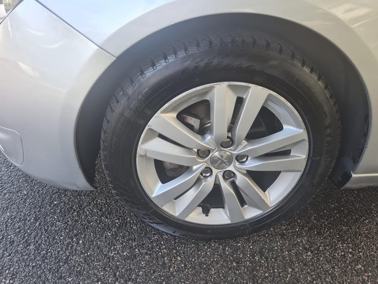 Peugeot 308 BlueHDi 150 S&S EAT6 SW Business