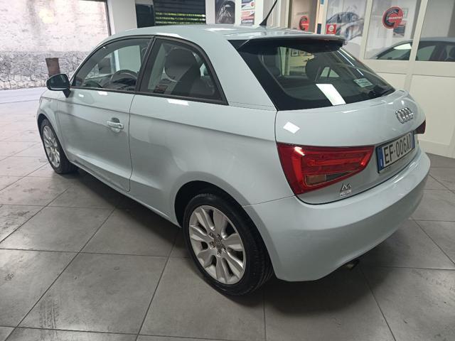 AUDI A1 1.6 TDI 105 CV Attraction