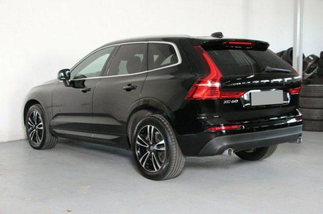 VOLVO XC60 D4 AWD Geartronic Momentum