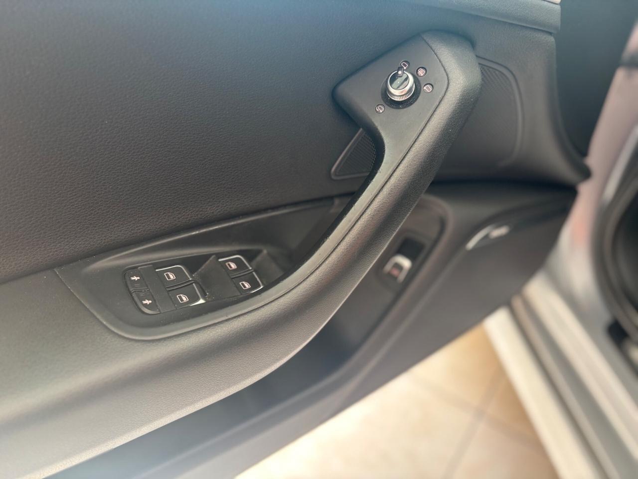 Audi A6 Avant 2.0 TDI 190 CV s-line matrix- navi-pelle gancio traino permute e finanziamenti