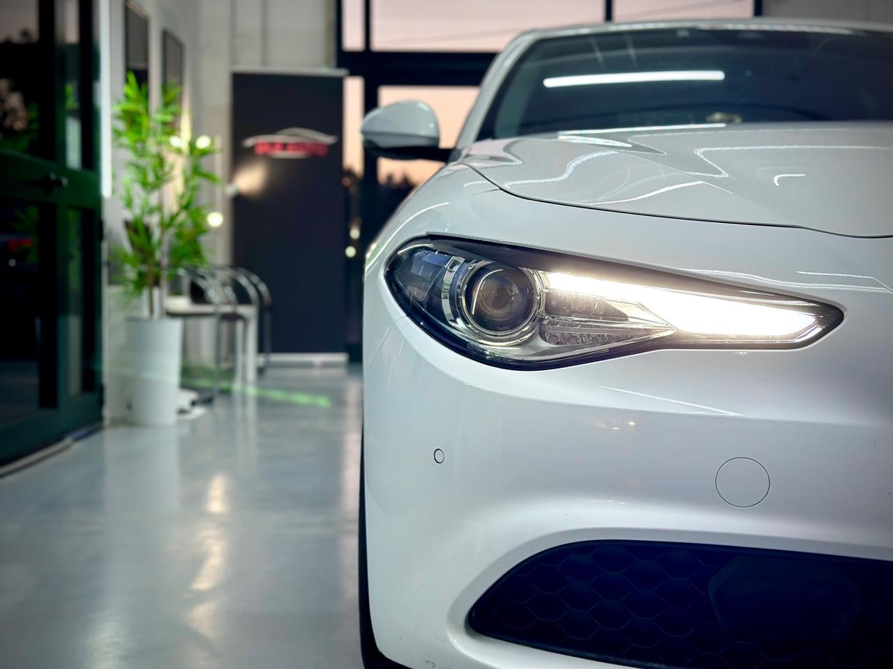 Alfa Romeo Giulia 2.2 Turbodiesel 160 CV AT8 Executive