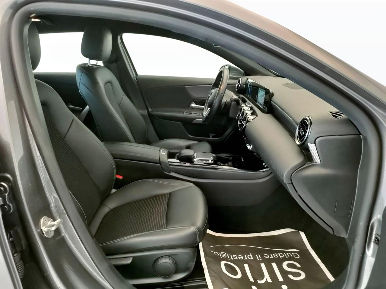 Mercedes-Benz Classe A - W177 2018 - A 180 d Sport auto
