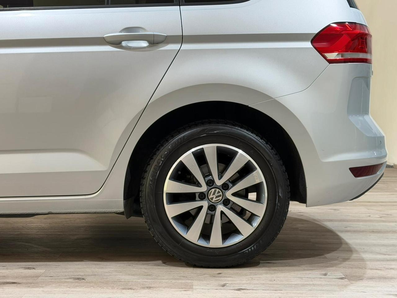 VOLKSWAGEN TOURAN 1.6TDI 115CV DSG 7POSTI