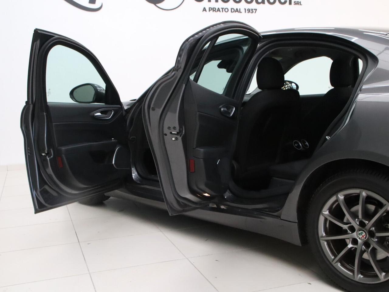 ALFA ROMEO GIULIA 2021 2.2 t 160cv auto IVA ESPOSTA