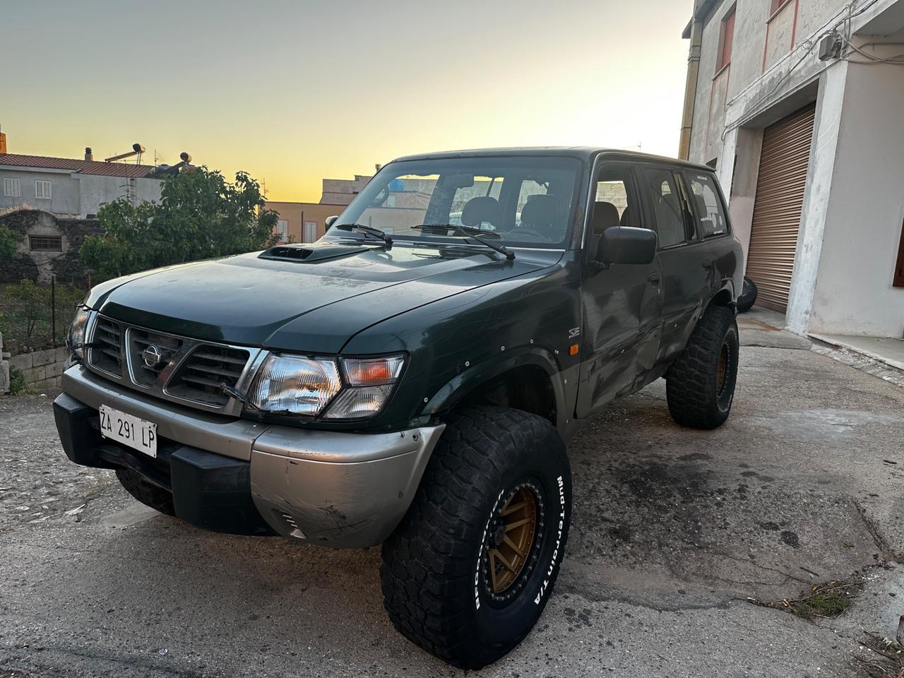 Nissan Patrol GR 3.0 M57 GANCIO TRAINO 7 posti
