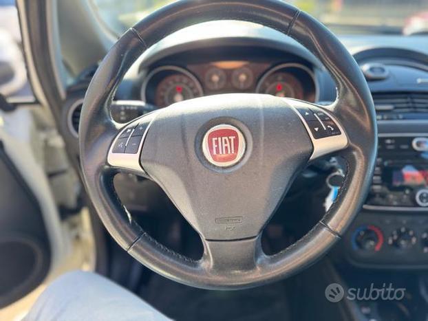 FIAT Punto 1.3 MJT II 75 CV 5 porte Lounge OK NE