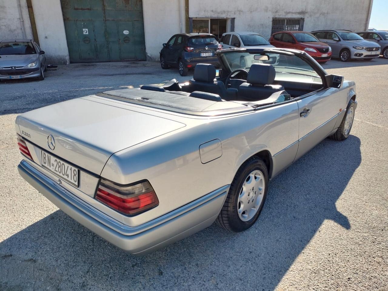 Mercedes-benz E-Series E 200 cat Cabriolet