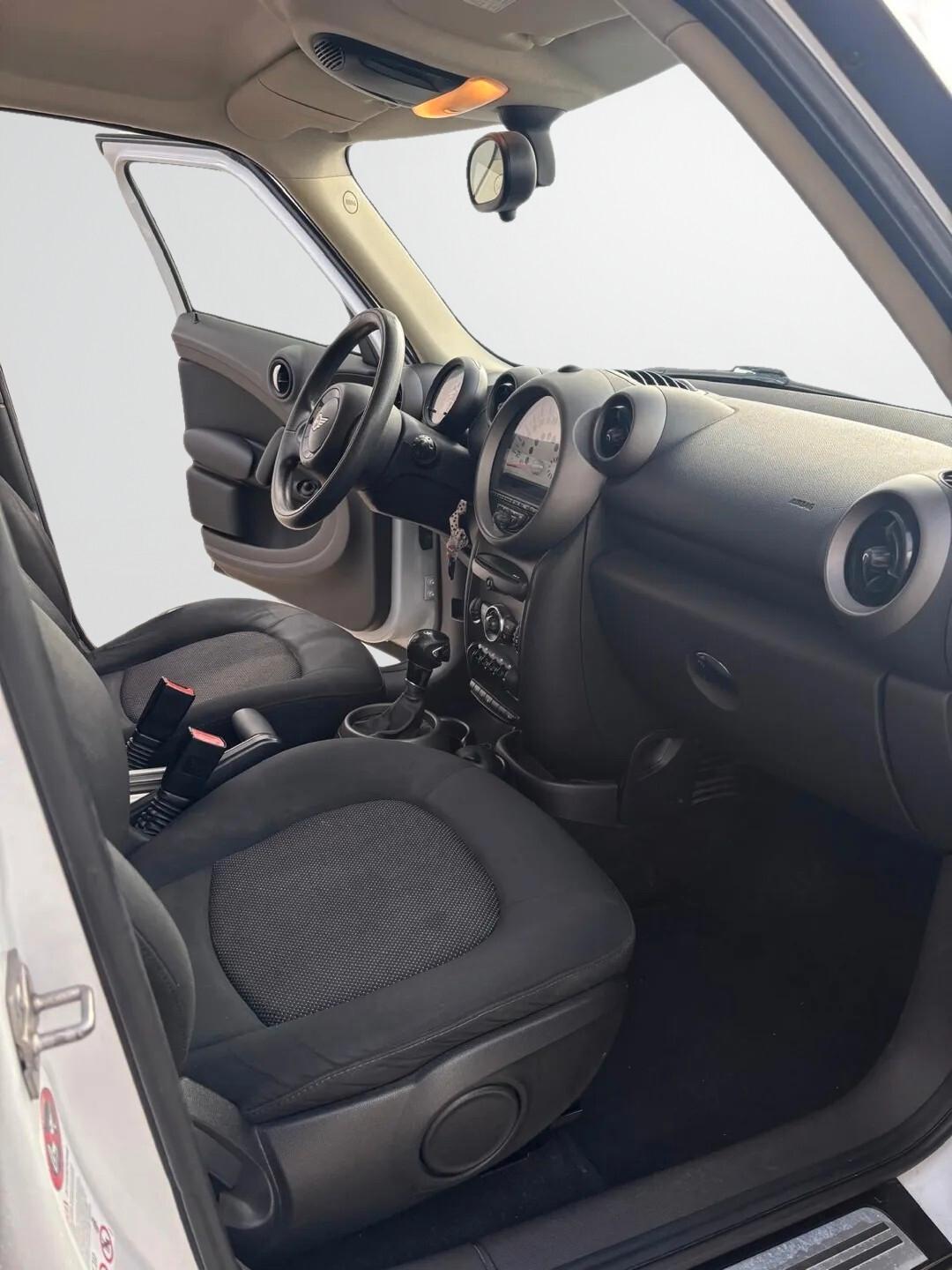 Mini Cooper D Countryman 2.0 111 CV Automatica