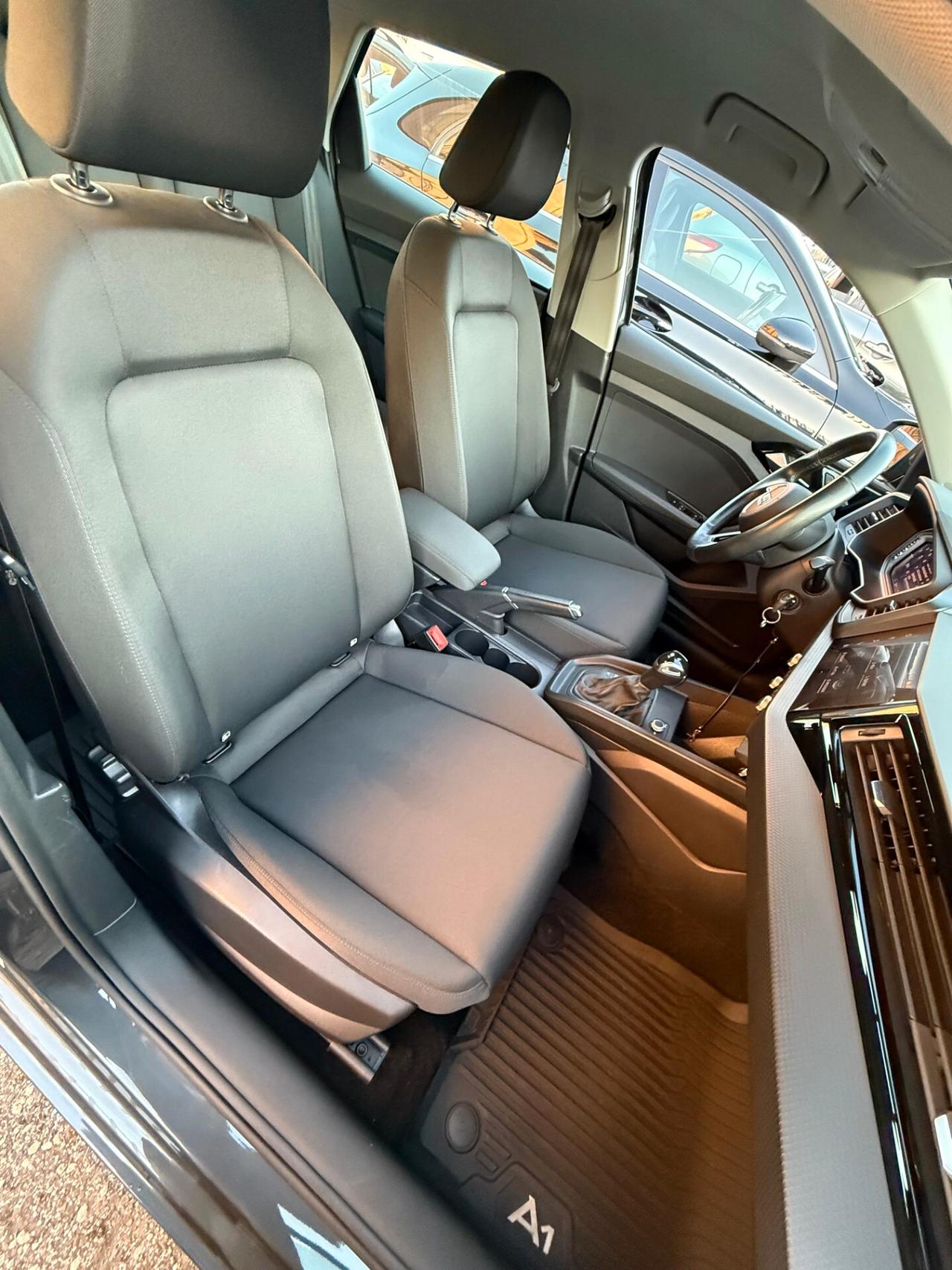 Audi A1 110cv BLOCK SHAFT *AUTOMATICA*