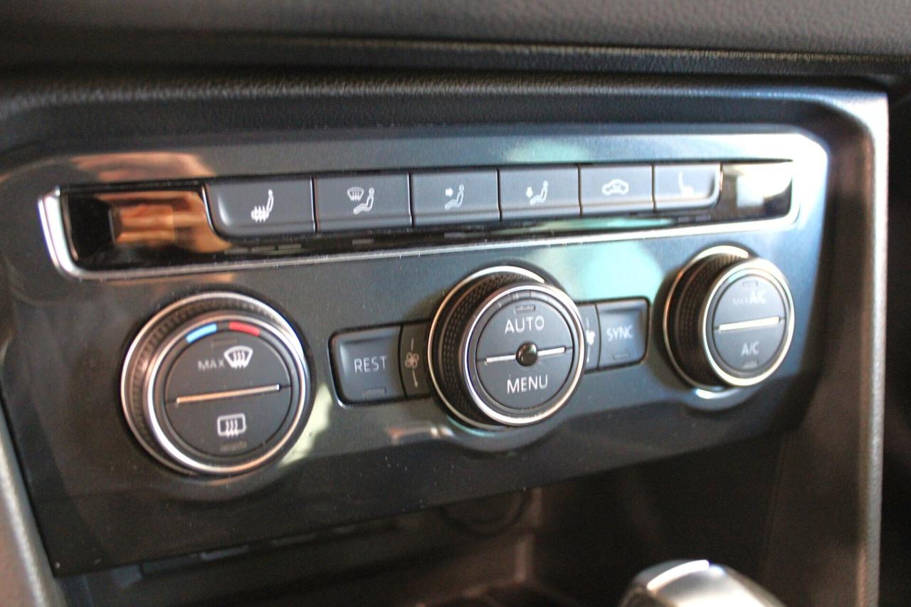 VOLKSWAGEN Tiguan 2.0 TDI R-Line - 2020