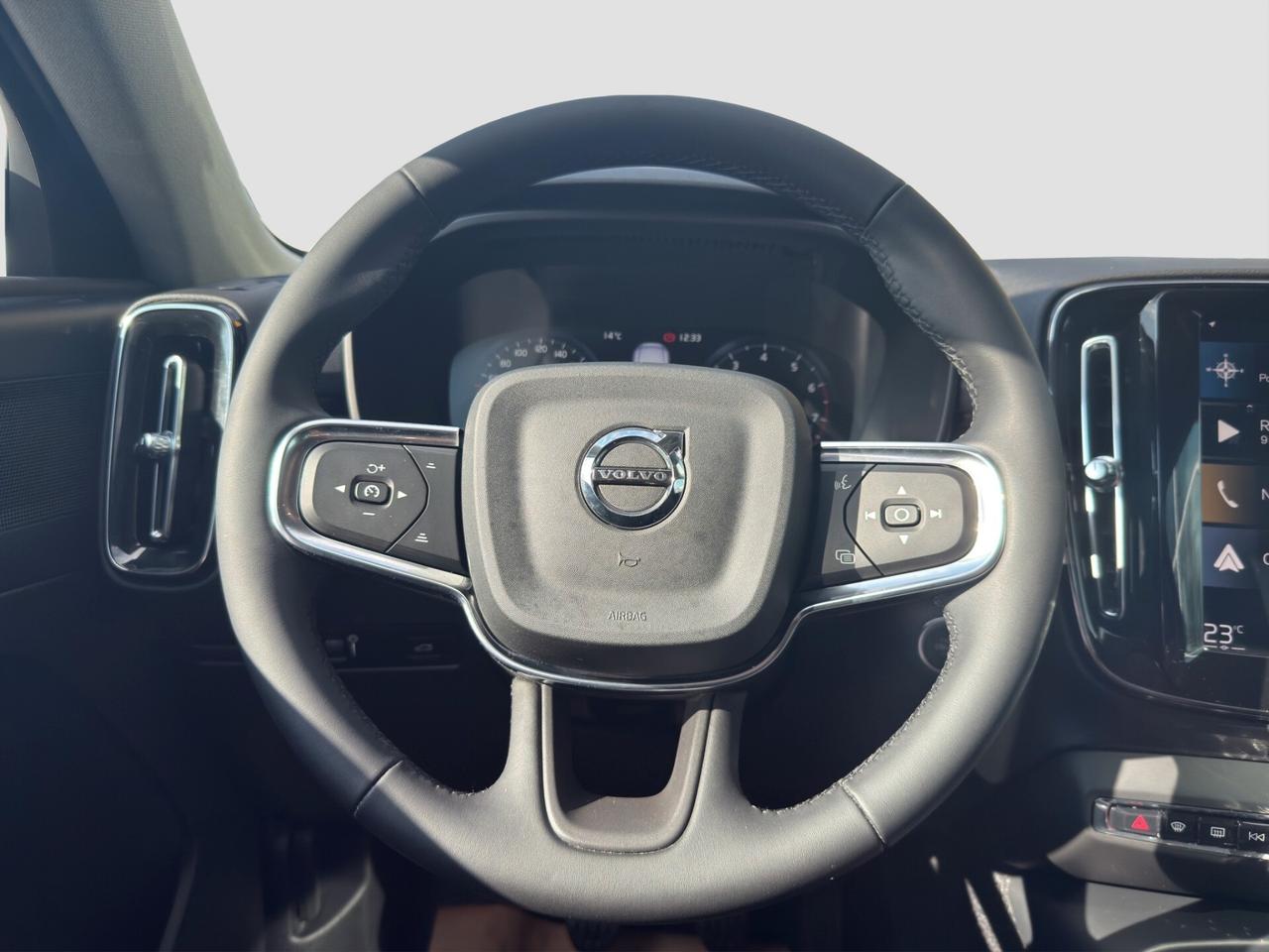 Volvo XC40 T2 Momentum Core