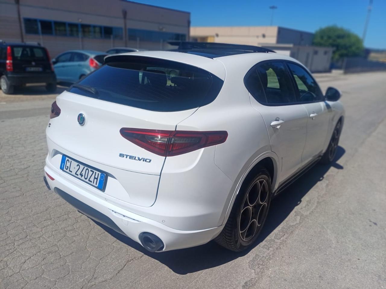 Alfa Romeo Stelvio 2.2 Turbodiesel 210 CV AT8 Q4 Ti