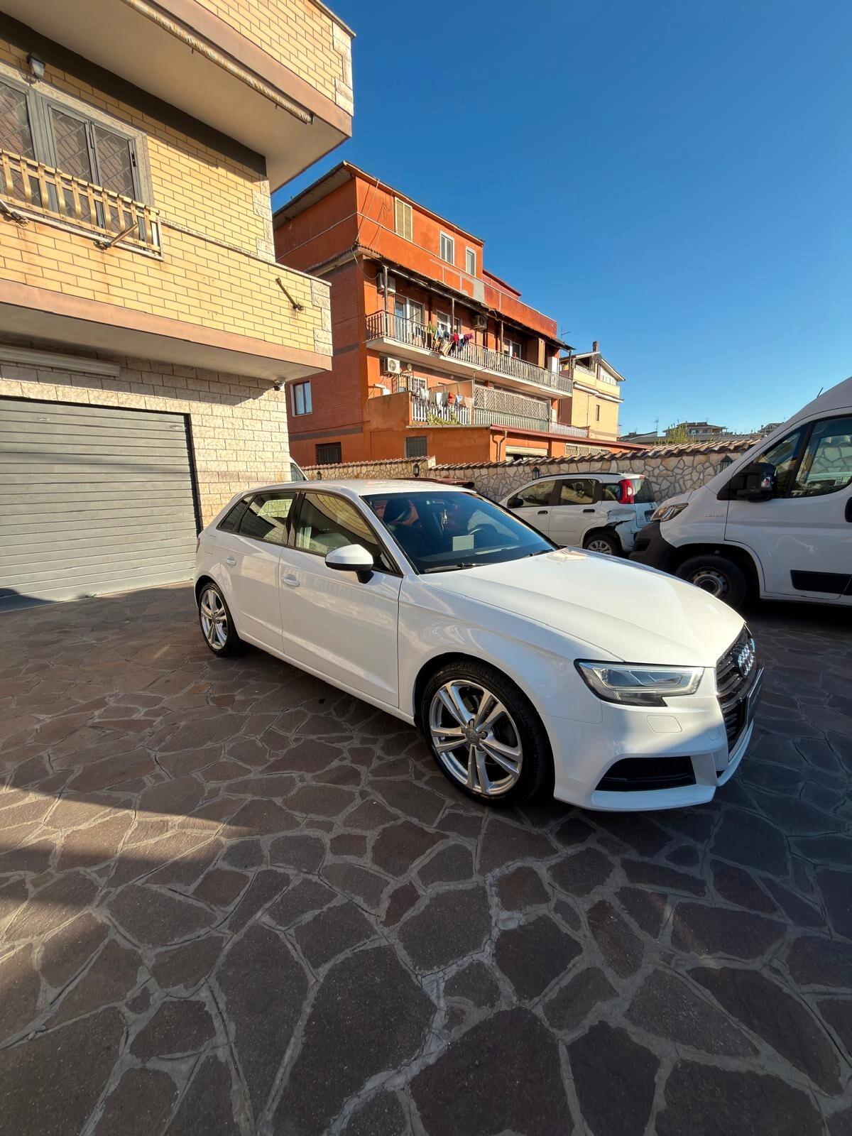 Audi A3 SPB 35 TDI S tronic Sportback S-Line