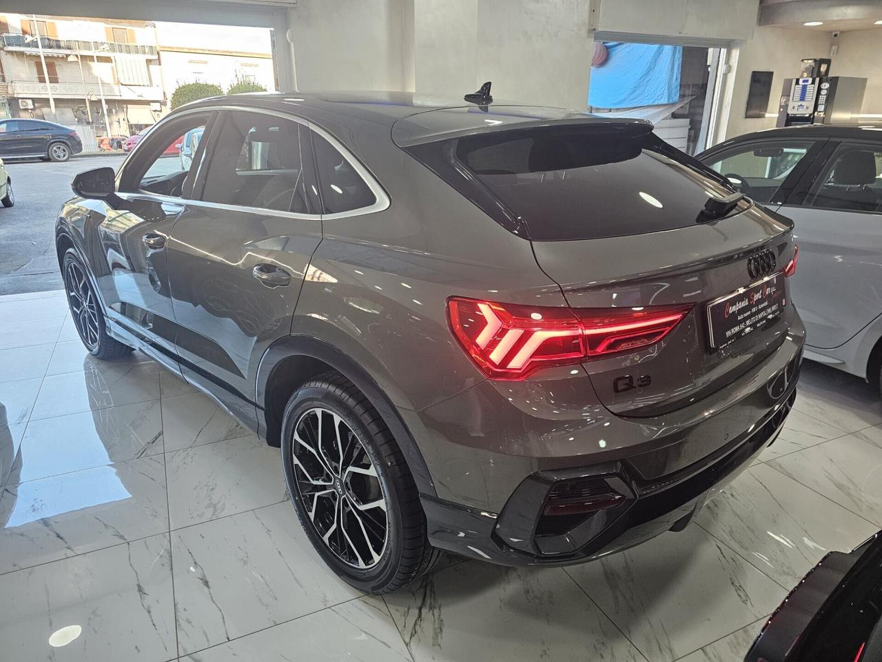 NUOVA AUDI Q3 SPORTBACK 35 TDI 150CV S-TRONIC S-LINE IDENTITY BLACK
