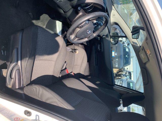 TOYOTA Yaris 1.0 5 porte Lounge