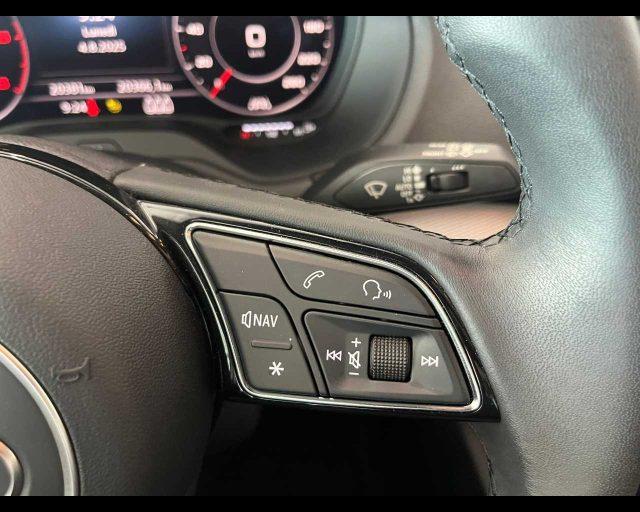 AUDI Q2 30 TDI Admired Advanded