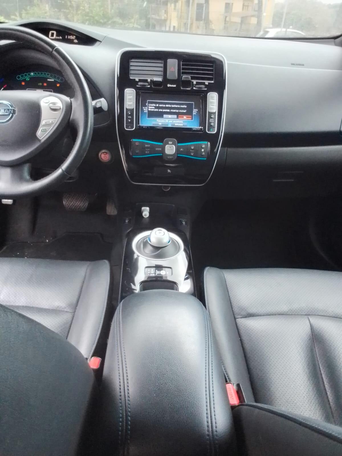 Nissan Leaf Acenta 30KWh