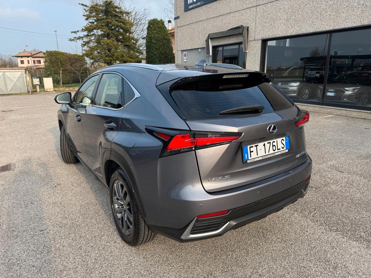 Lexus NX 300h Hybrid 4WD Business FULL OPTIONAL