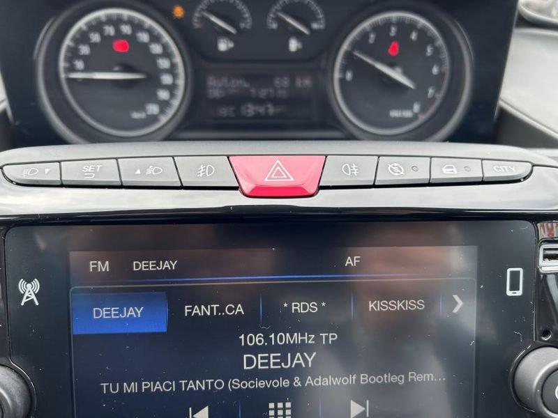 Lancia Ypsilon 1.0 FireFly Hybrid Ecochic Gold 5p OK NEOPATENTATI