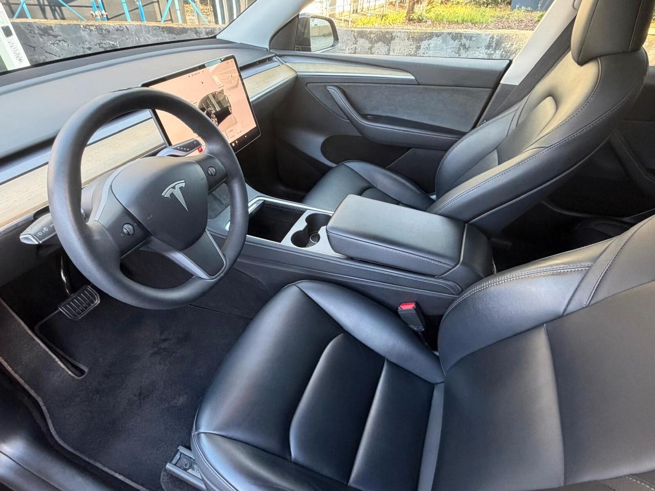 Tesla Model Y Long Range AWD IVA ESPOSTA