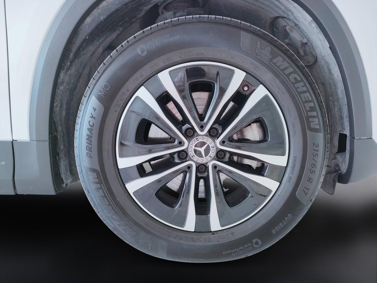 Mercedes-Benz GLA-H247 2023 - GLA 180 d Advanced auto