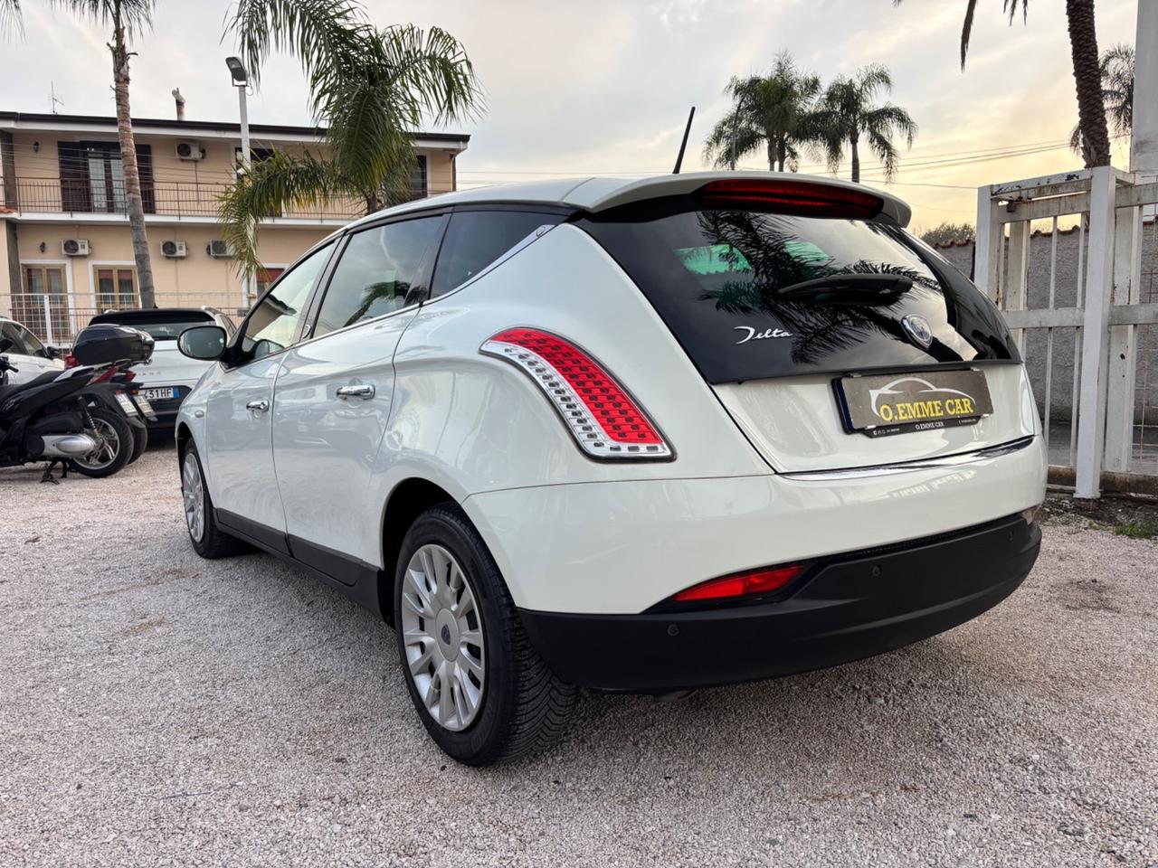 LANCIA DELTA 1.6 120CV AUTOMATICA PERFETTA