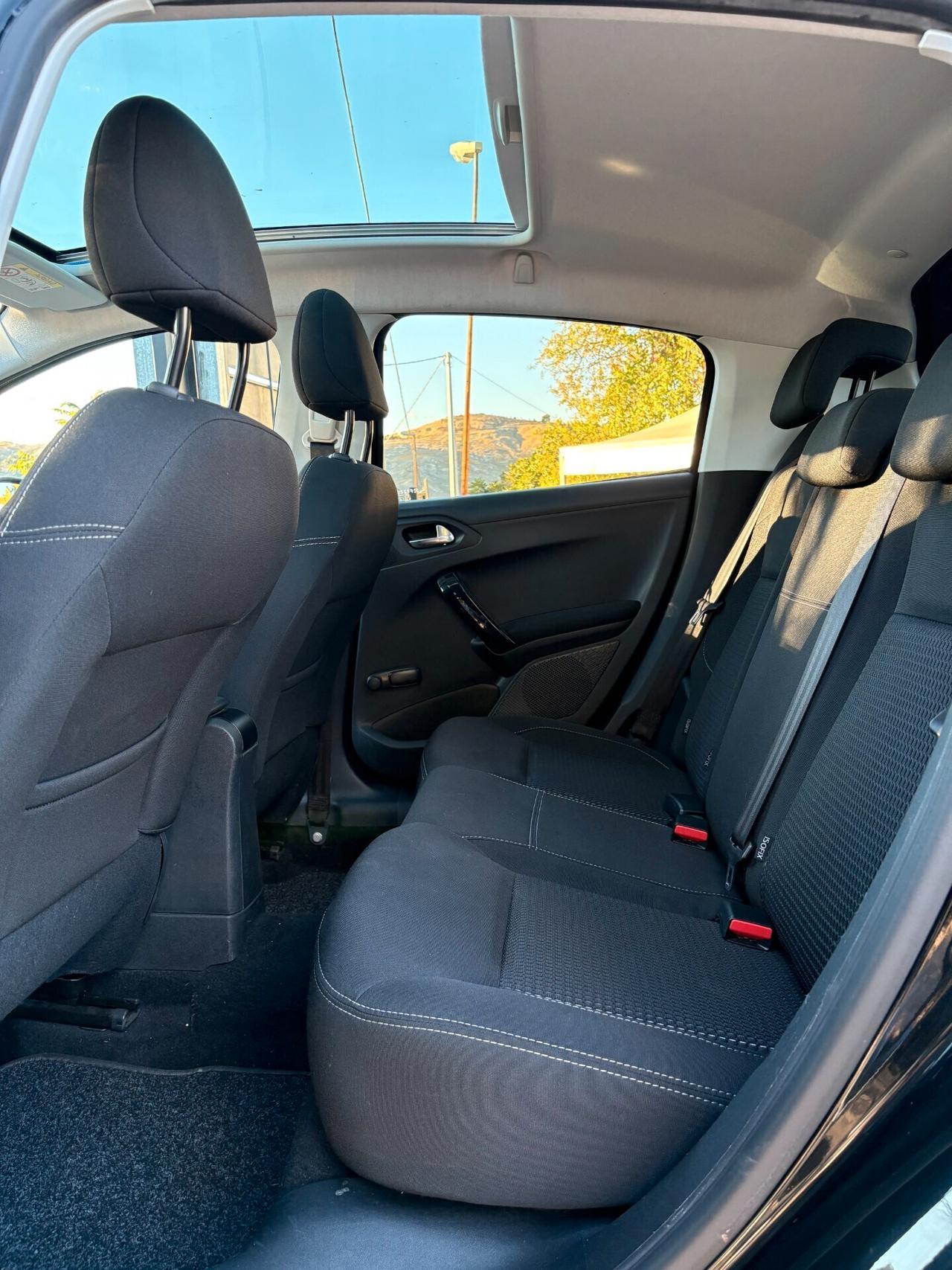 Peugeot 208 Allure KM Certificati (Tetto panoramico)