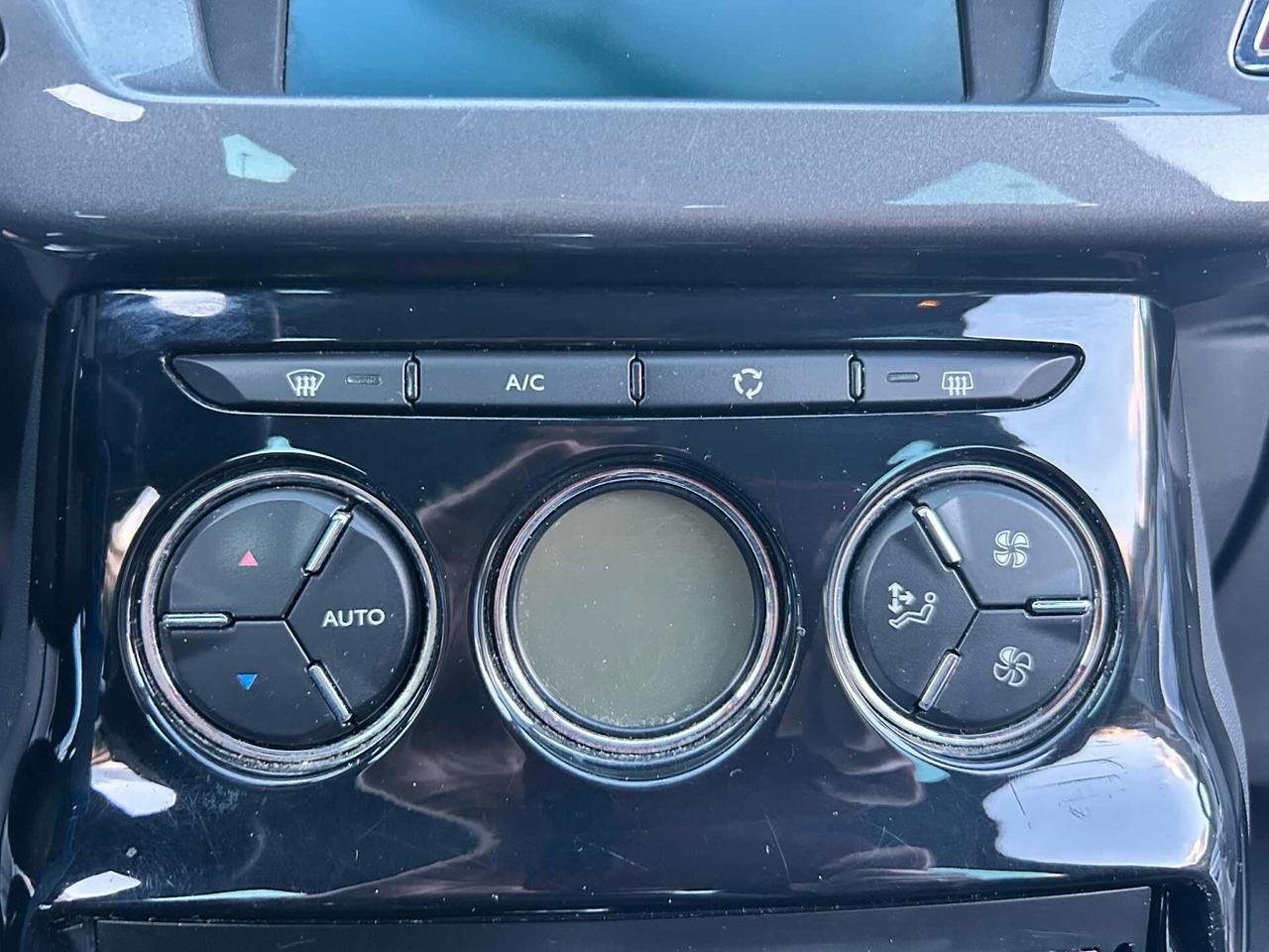 CITROEN C3 EXCLUSIVE 82CV 2015 FULL EURO6