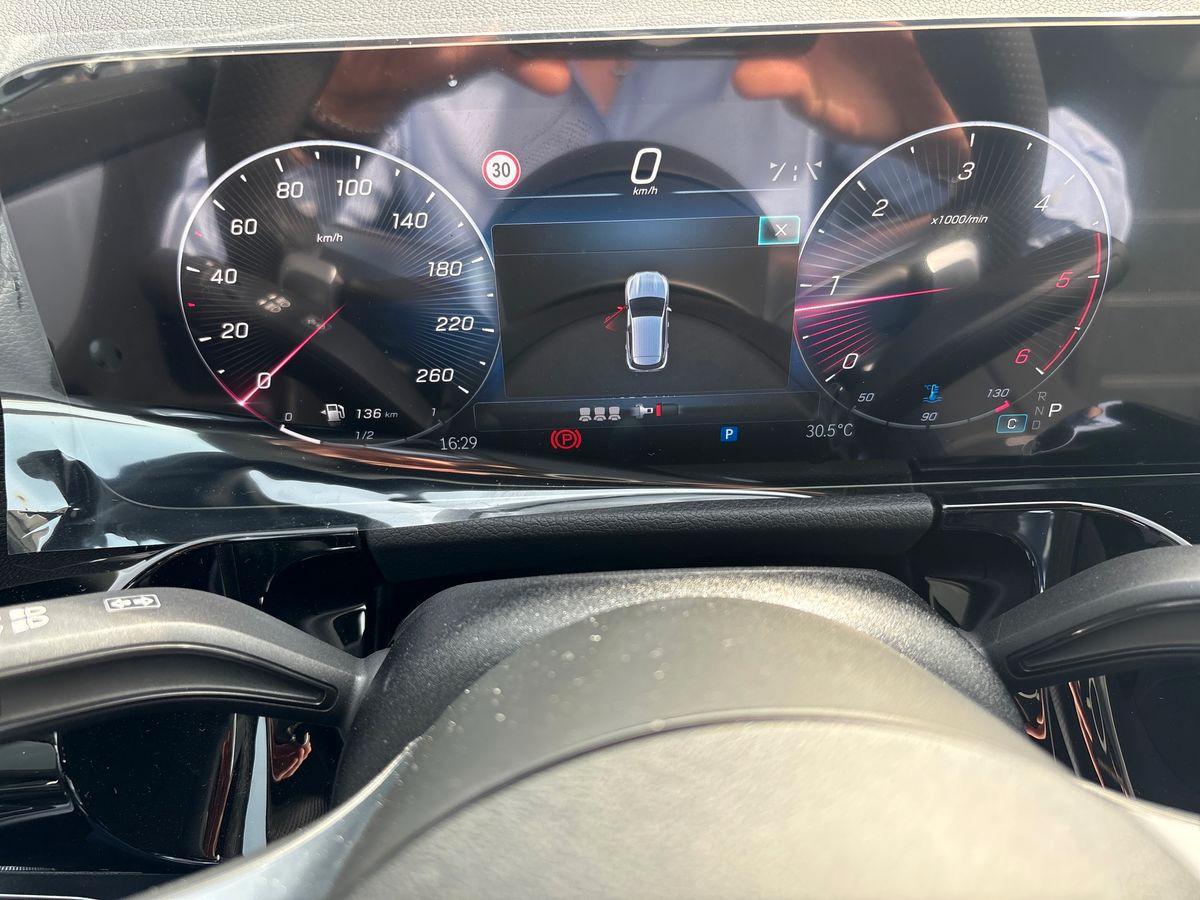 Mercedes-Benz GLA 200 d automatic