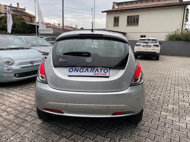 LANCIA Ypsilon 1.2 69 CV 5 porte Silver #Alcantara