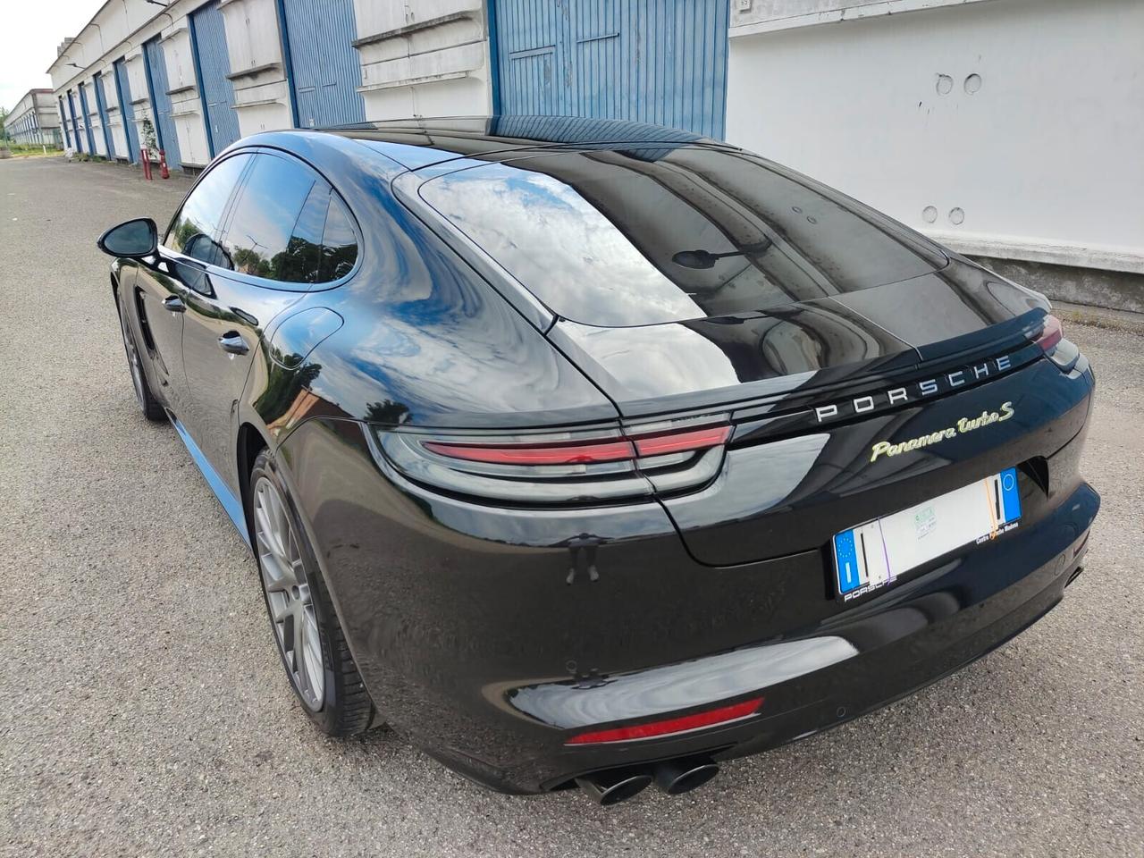 Porsche Panamera 4.0 Turbo S E-Hybrid
